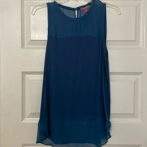 VINCE CAMUTO small blue blouse